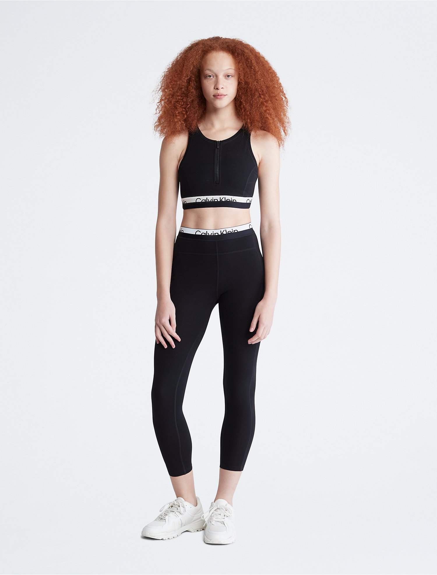 Performance Front-Zip Sports Bra & Performance Tri-Blend Logo Tape High Waist 7/8 Leggings