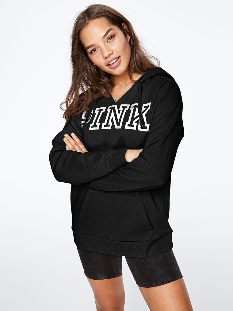 Everyday Lounge Notch Neck Campus Pullover & Everyday Lounge Classic Pant